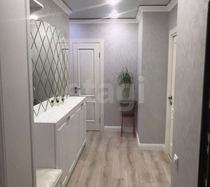Продаётся 2-комнатная квартира, 57 м²
