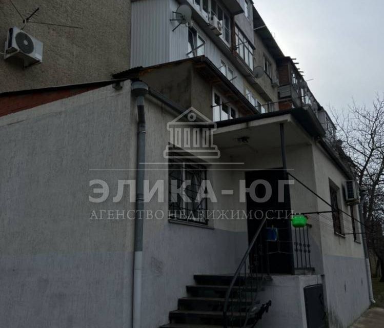 Продаётся 4-комнатная квартира, 89.6 м²