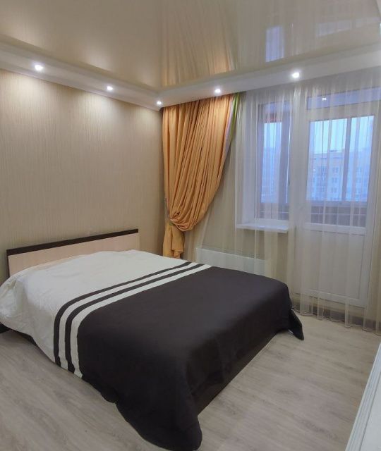 Сдаётся 2-комнатная квартира, 65 м²