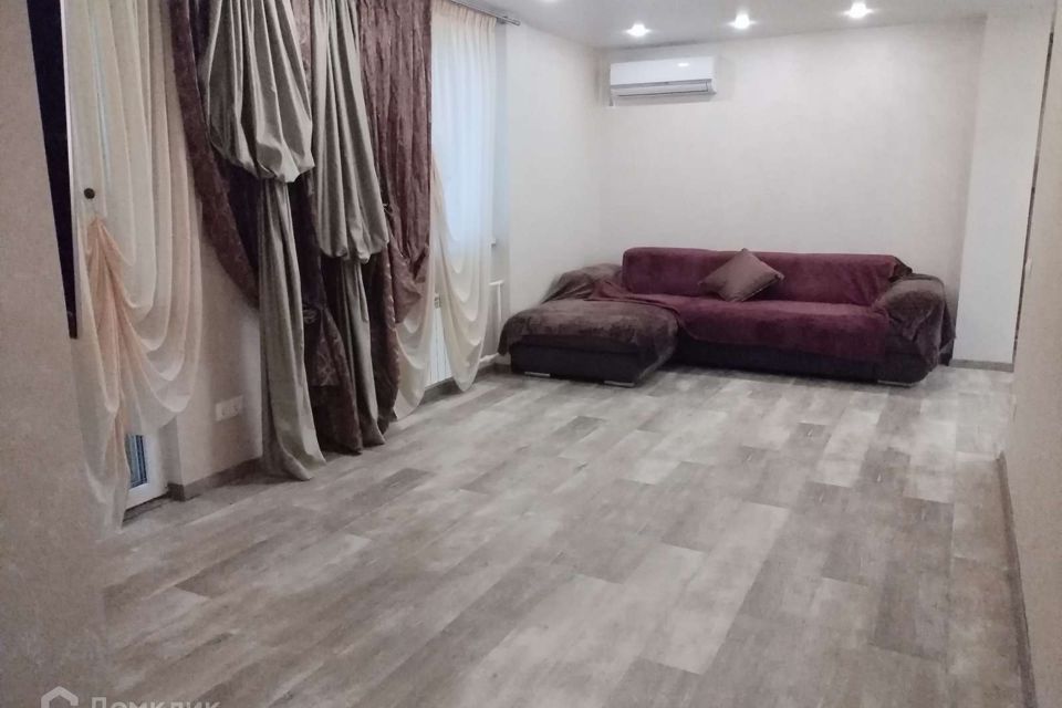 Продаётся 2-комнатная квартира, 71 м²