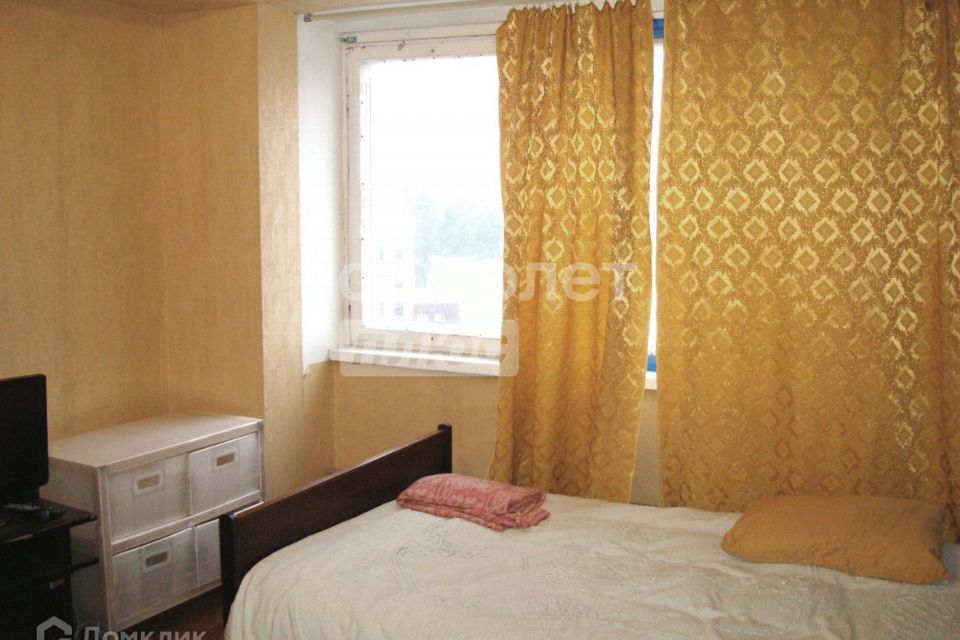 Продаётся 4-комнатная квартира, 71.6 м²