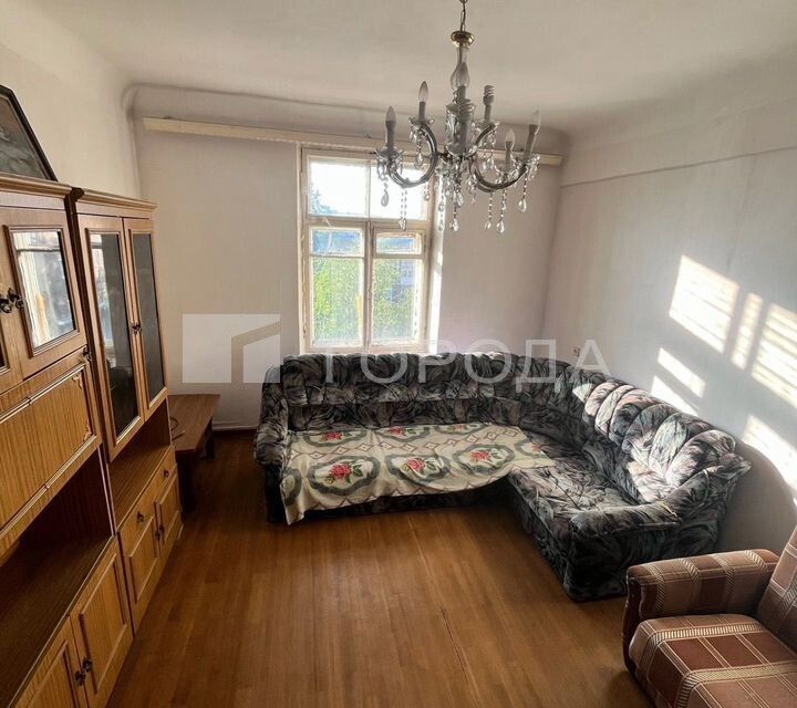 Сдаётся 2-комнатная квартира, 82 м²