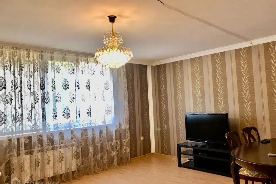 Продаётся 3-комнатная квартира, 74.2 м²