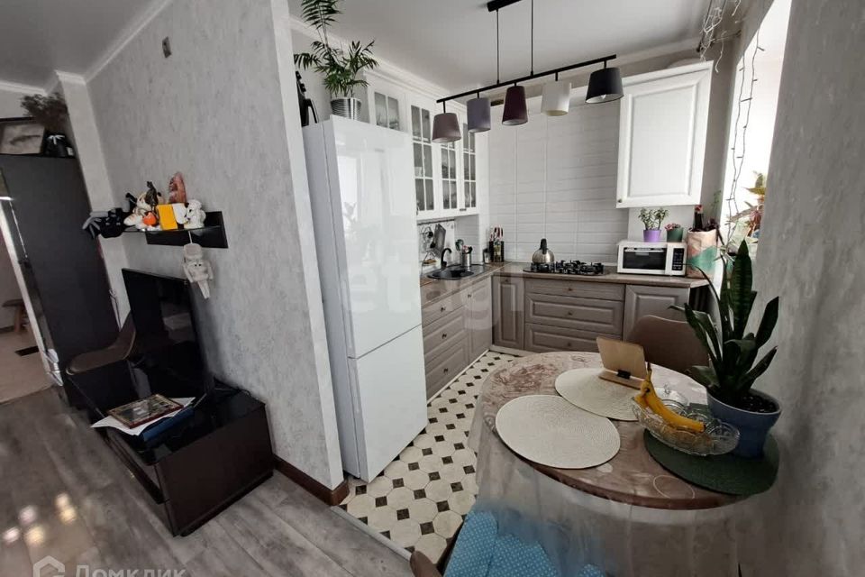 Продаётся 1-комнатная квартира, 49.19 м²