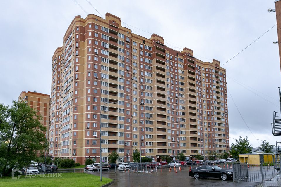 Продаётся 2-комнатная квартира, 71.4 м²