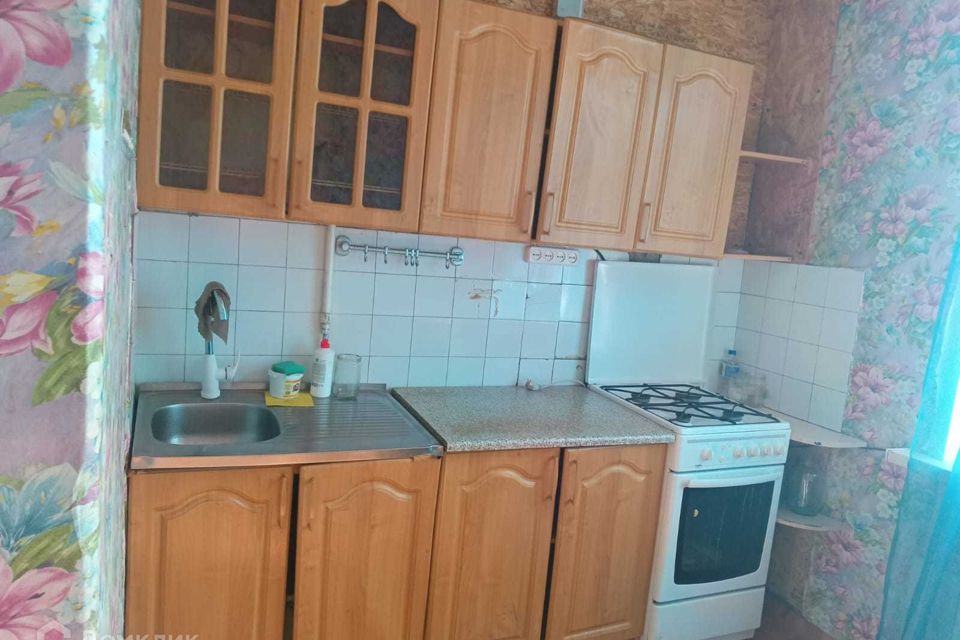 Сдаётся 4-комнатная квартира, 75 м²