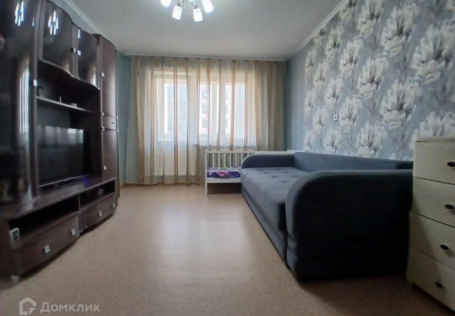 Продаётся 1-комнатная квартира, 37.9 м²
