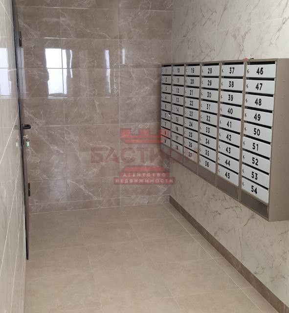 Продаётся 3-комнатная квартира, 107 м²