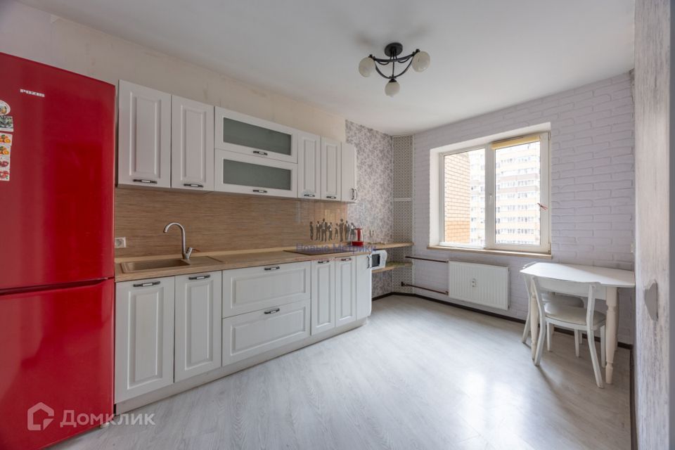 Продаётся 2-комнатная квартира, 63 м²