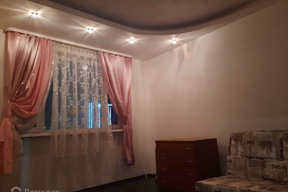 Сдаётся 2-комнатная квартира, 56.9 м²