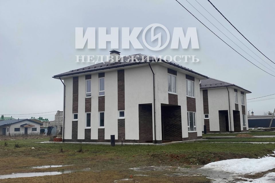 Продаётся 2-этажный дом, 166 м²