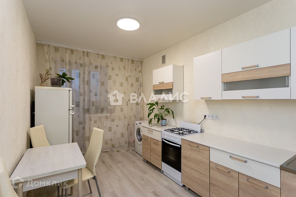 Продаётся 1-комнатная квартира, 40.25 м²