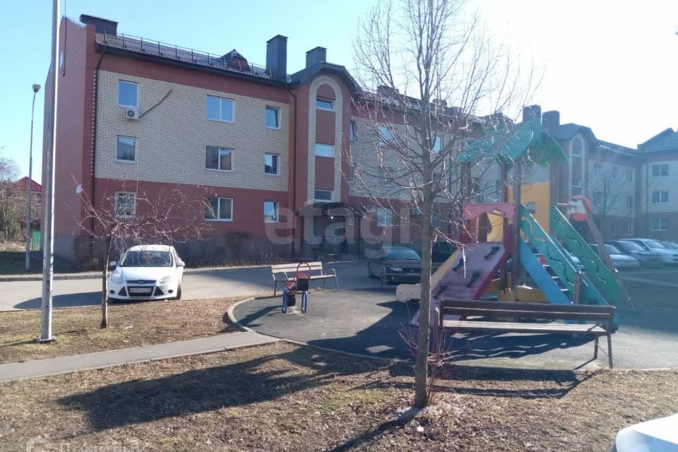 Продаётся 1-комнатная квартира, 35.9 м²