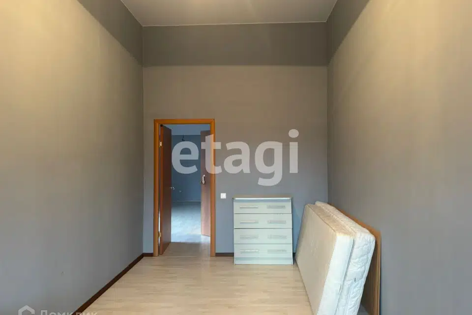 Продаётся 3-комнатная квартира, 65.8 м²