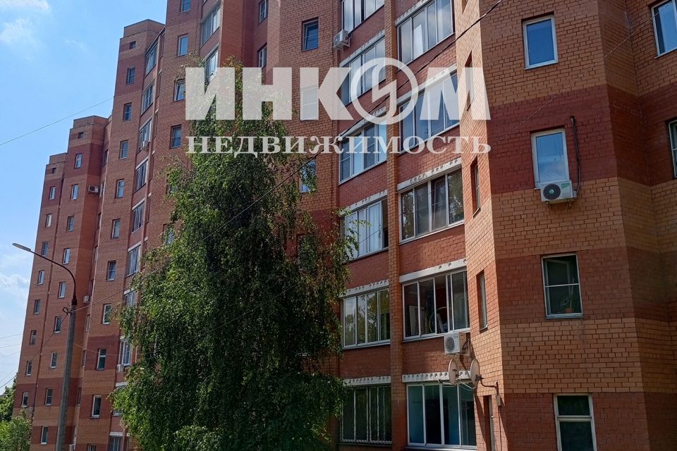 Продаётся 1-комнатная квартира, 42 м²