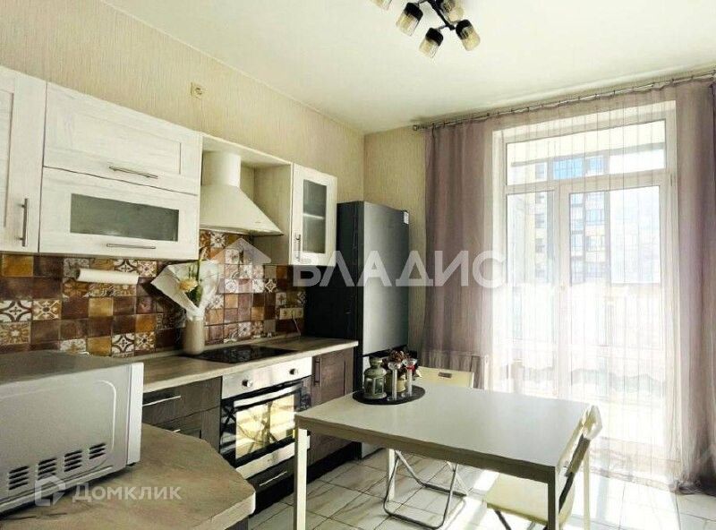 Продаётся 1-комнатная квартира, 35.8 м²