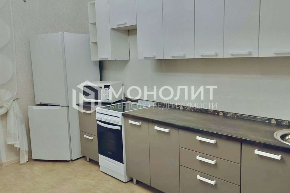 Сдаётся 3-комнатная квартира, 87 м²