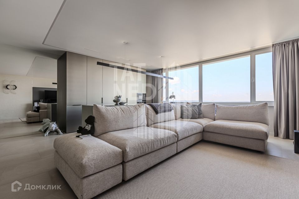 Продаётся 2-комнатная квартира, 80.1 м²