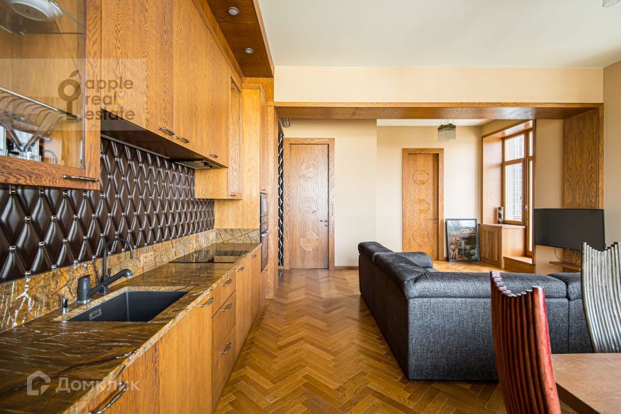 Сдаётся 4-комнатная квартира, 102 м²