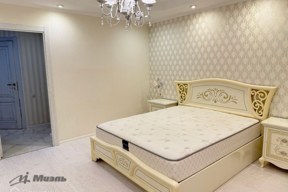 Сдаётся 4-комнатная квартира, 110 м²