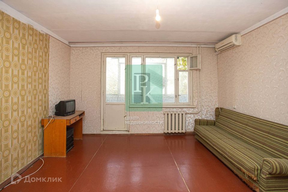 Продаётся 2-комнатная квартира, 55.9 м²