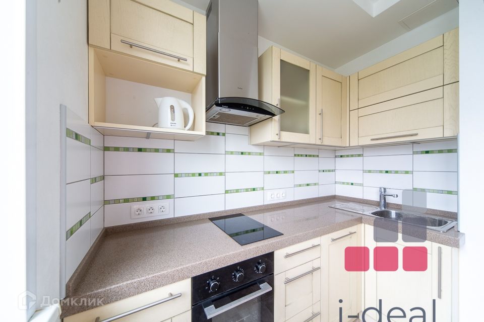 Продаётся 1-комнатная квартира, 37.9 м²
