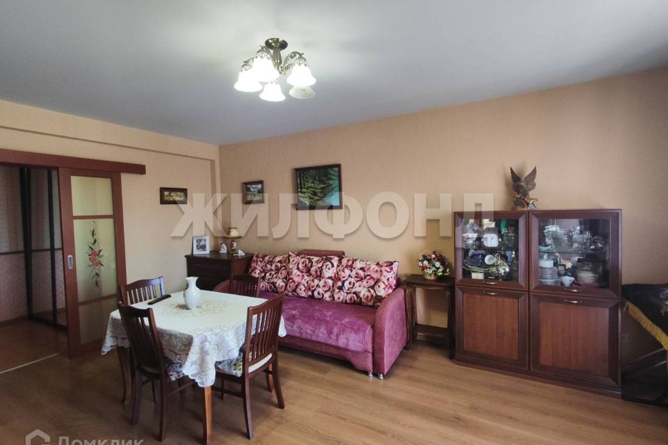 Продаётся 1-комнатная квартира, 53.4 м²