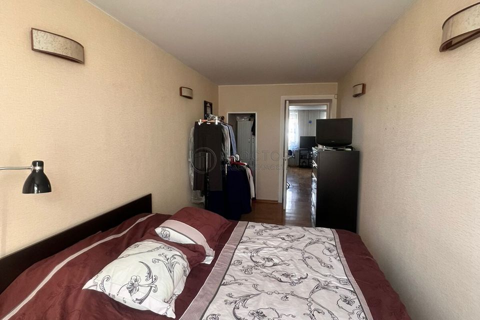 Продаётся 3-комнатная квартира, 57.98 м²