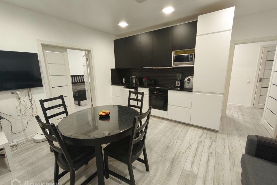 Продаётся 3-комнатная квартира, 79.8 м²