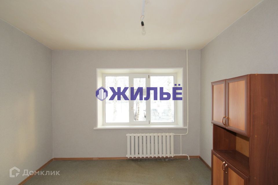 Продаётся комната в 1-комн. квартире, 13 м²