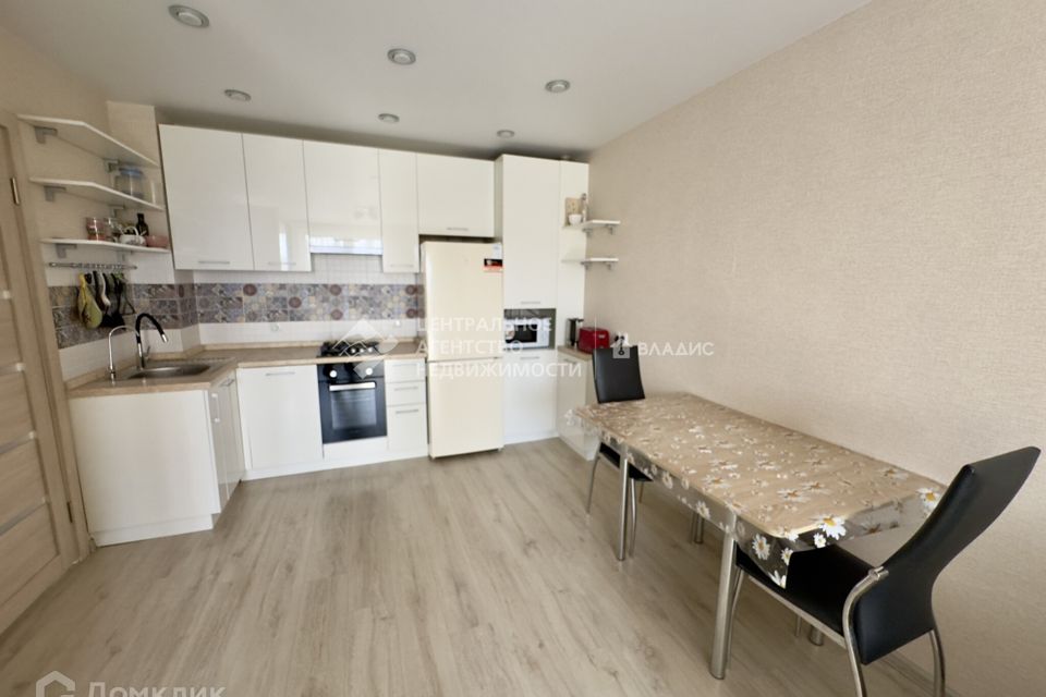 Сдаётся 1-комнатная квартира, 43 м²