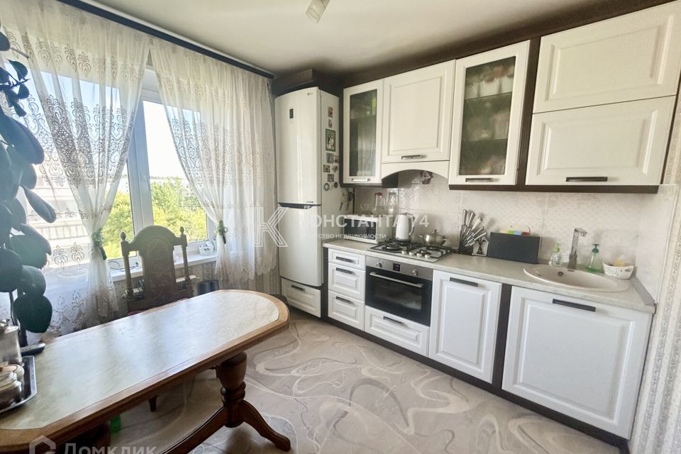 Продаётся 3-комнатная квартира, 65.8 м²