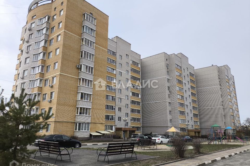 Продаётся 3-комнатная квартира, 73.8 м²