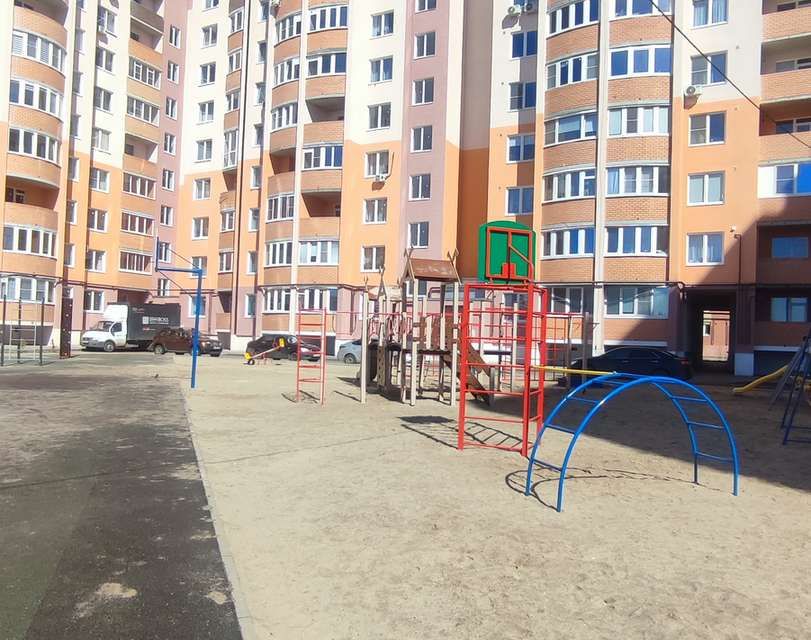 Продаётся 2-комнатная квартира, 69.15 м²