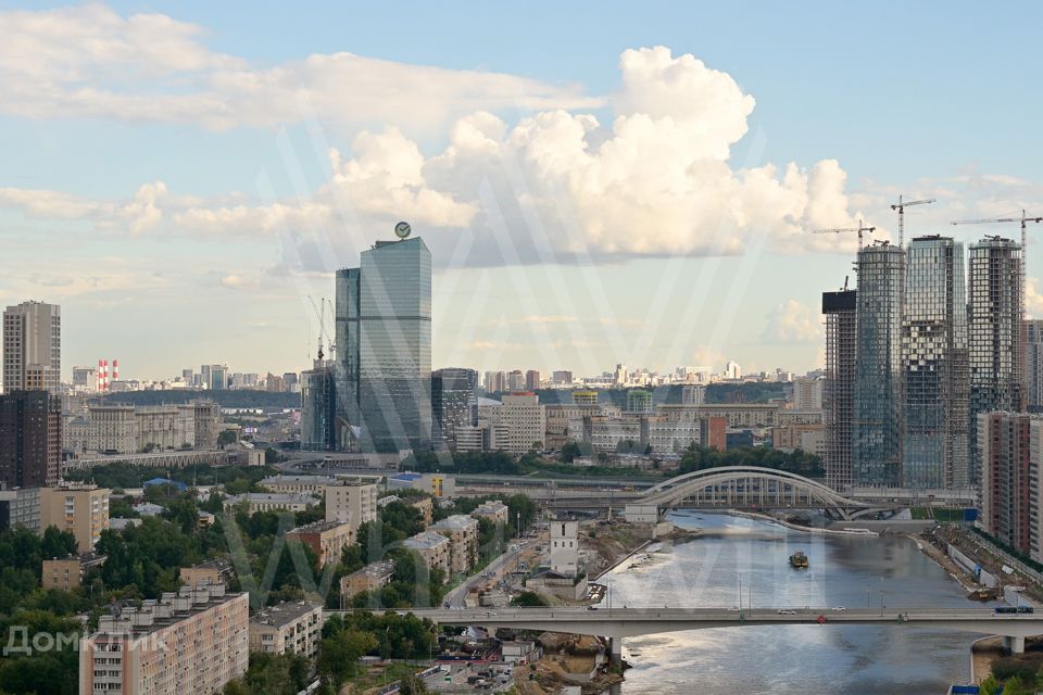 Продаётся 2-комнатная квартира, 87 м²