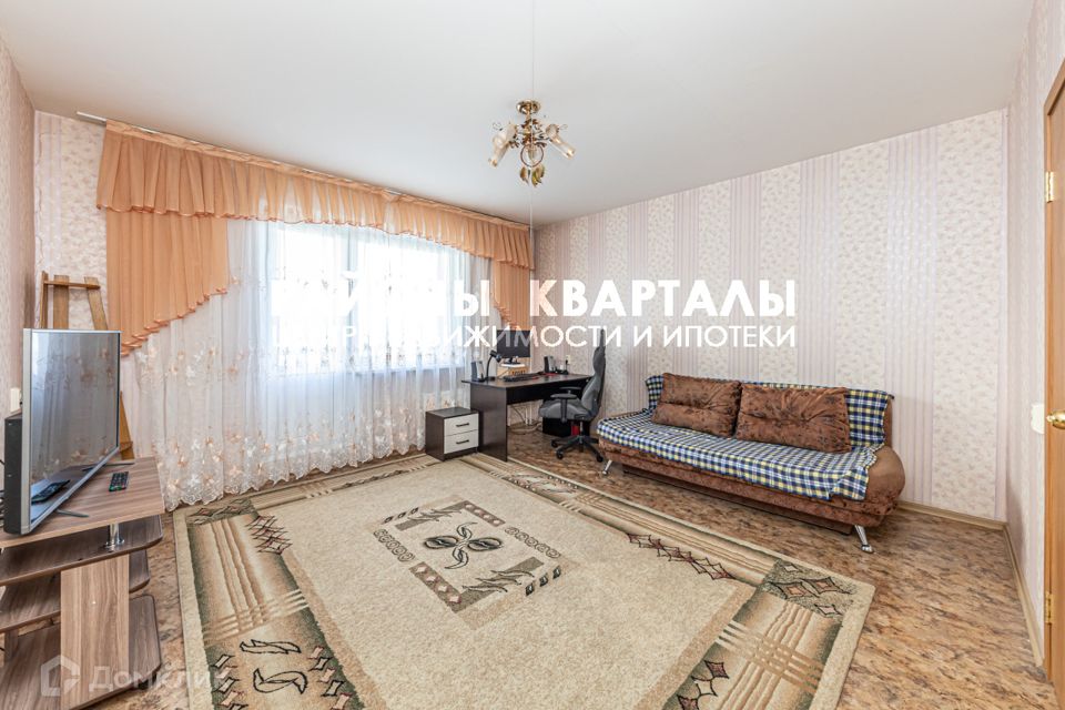 Продаётся 1-комнатная квартира, 43 м²