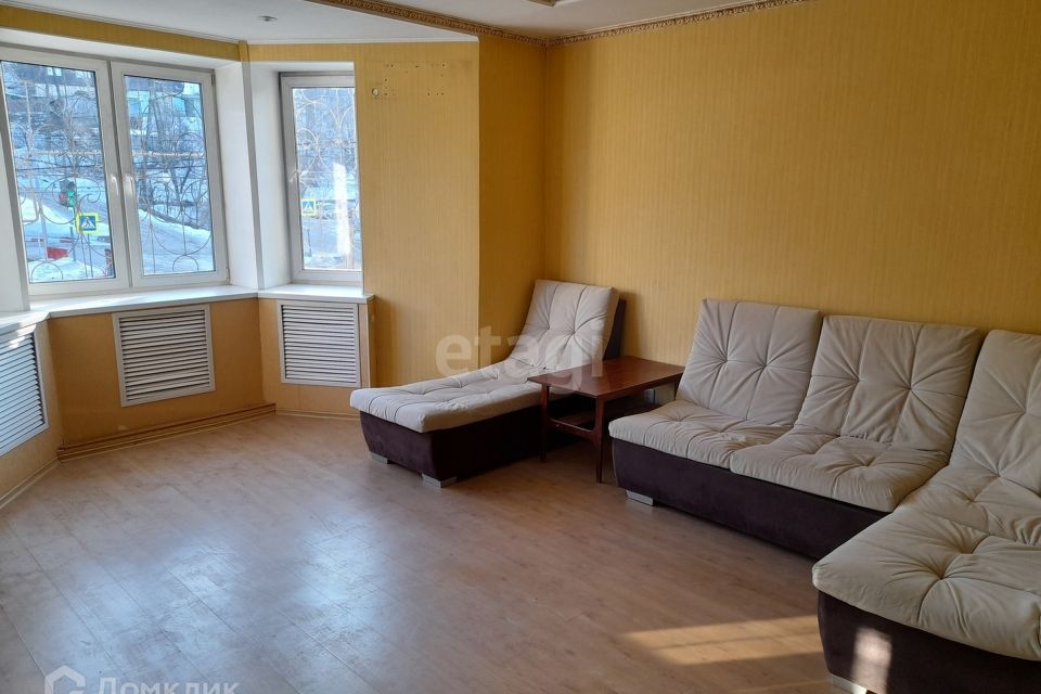 Продаётся 3-комнатная квартира, 74.2 м²