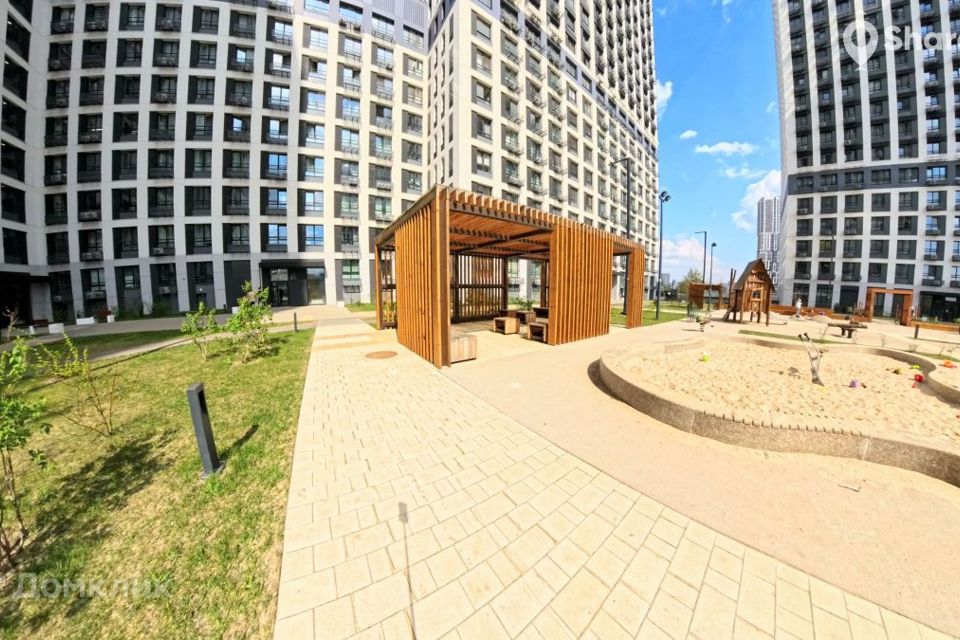 Сдаётся 2-комнатная квартира, 55.6 м²