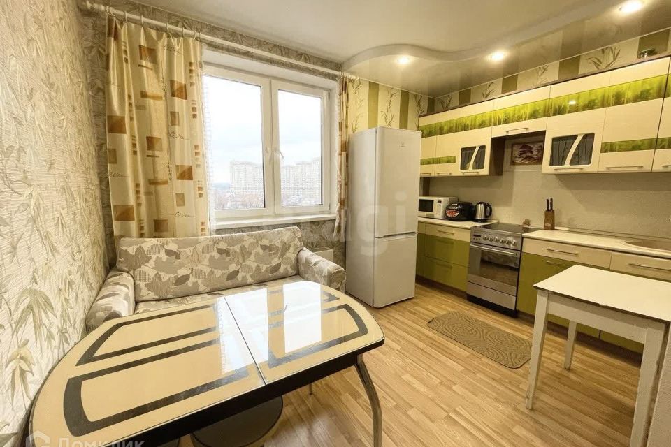 Продаётся 2-комнатная квартира, 64.7 м²