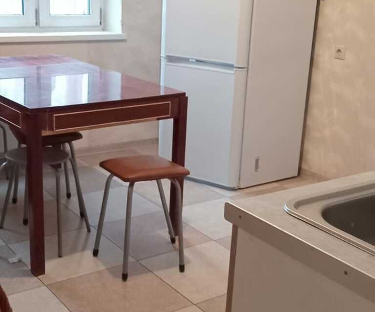 Сдаётся 2-комнатная квартира, 60 м²