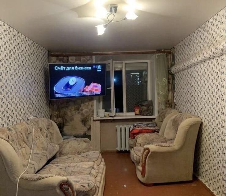 Продаётся 3-комнатная квартира, 56.3 м²