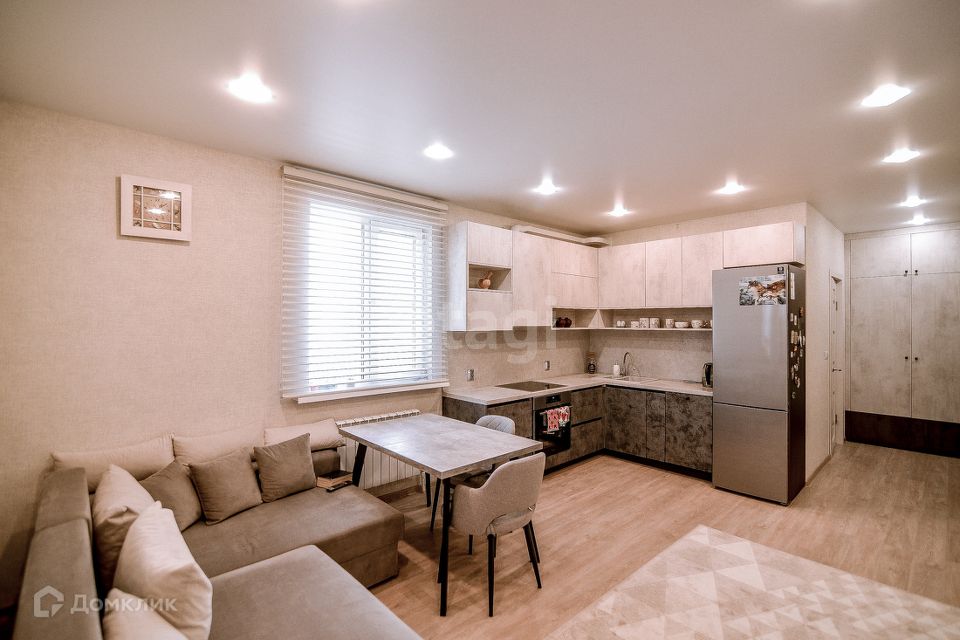 Продаётся 1-комнатная квартира, 45.6 м²