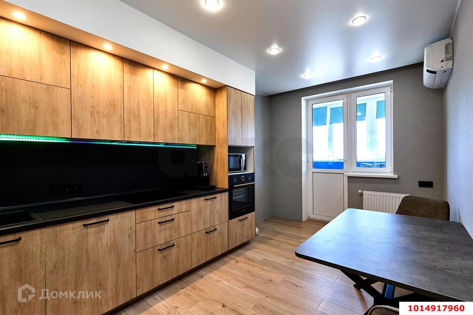 Продаётся 3-комнатная квартира, 81.6 м²