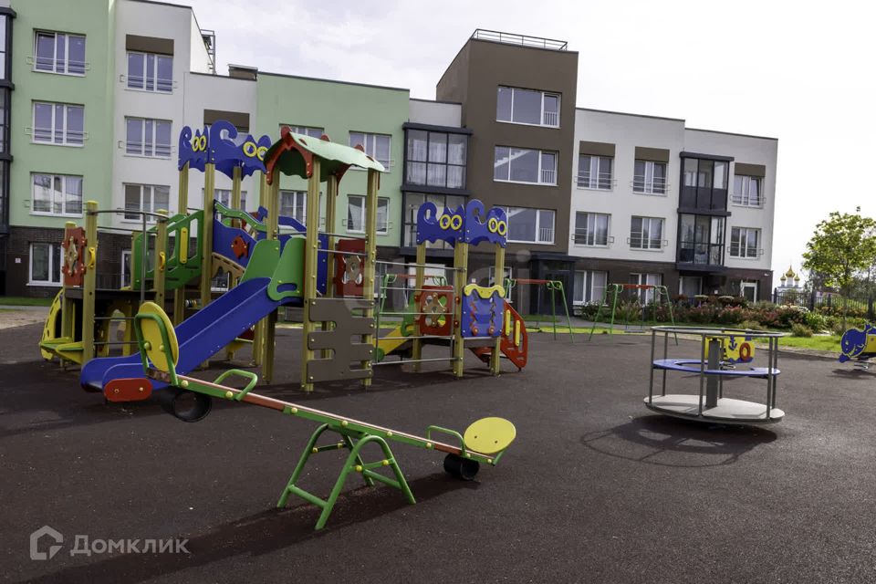 Продаётся 4-комнатная квартира, 78.2 м²