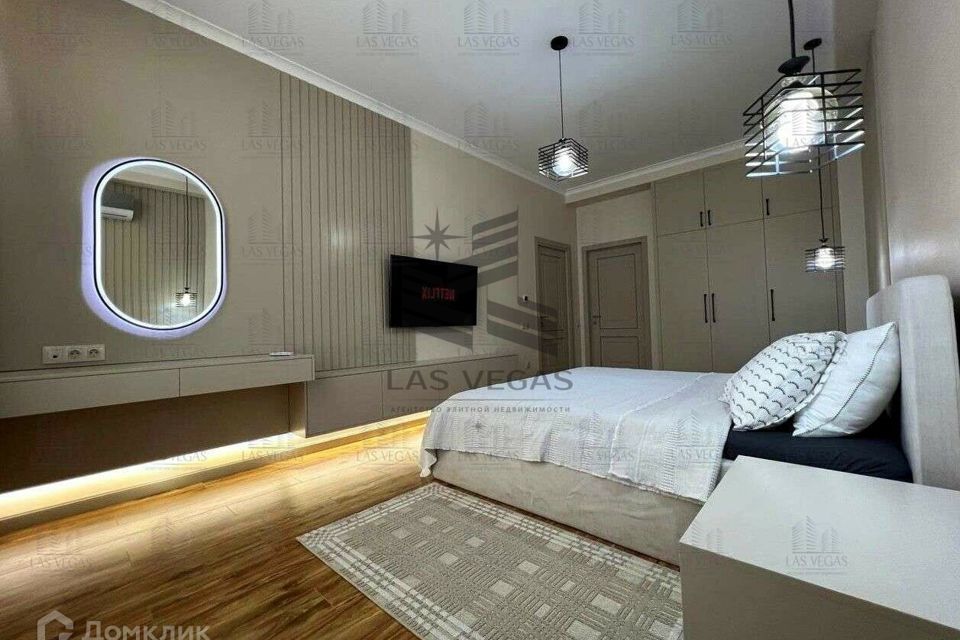 Сдаётся 3-комнатная квартира, 112 м²
