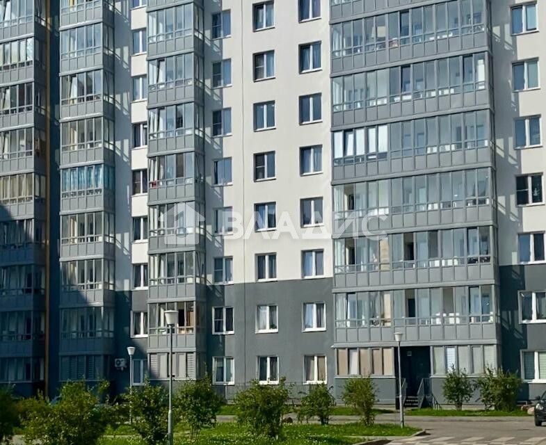 Продаётся 1-комнатная квартира, 47 м²