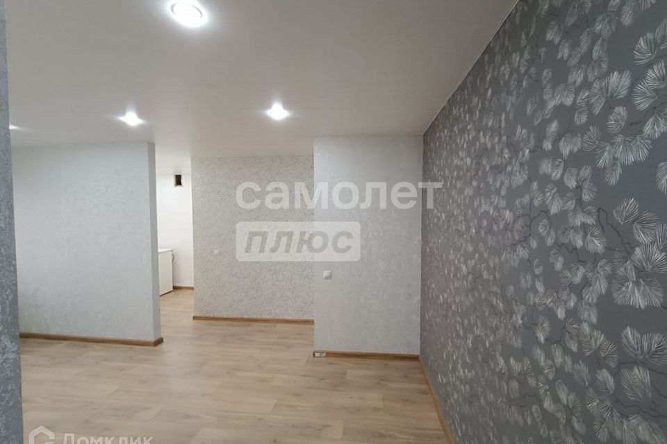 Продаётся 3-комнатная квартира, 54.9 м²