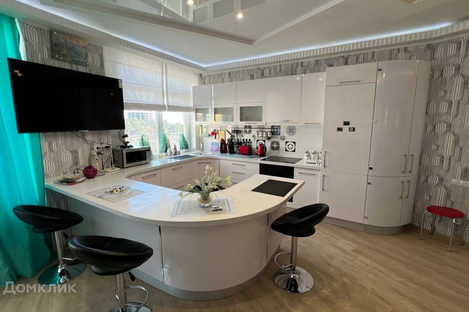 Продаётся 2-комнатная квартира, 75 м²