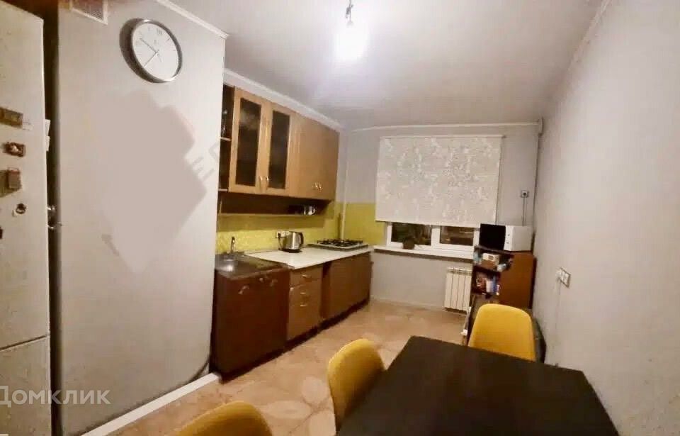 Продаётся 4-комнатная квартира, 77.4 м²