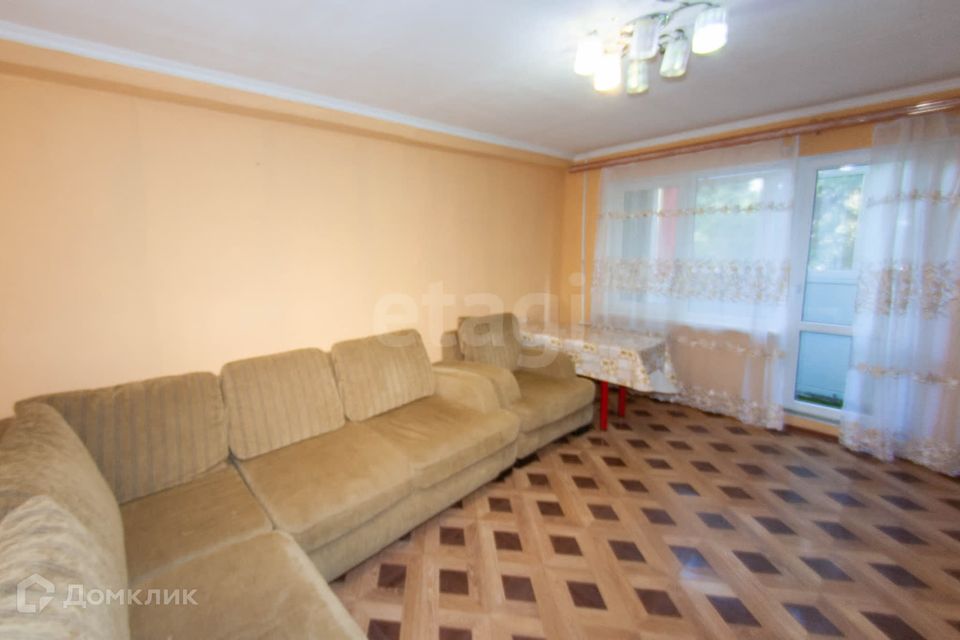 Продаётся 3-комнатная квартира, 57.7 м²